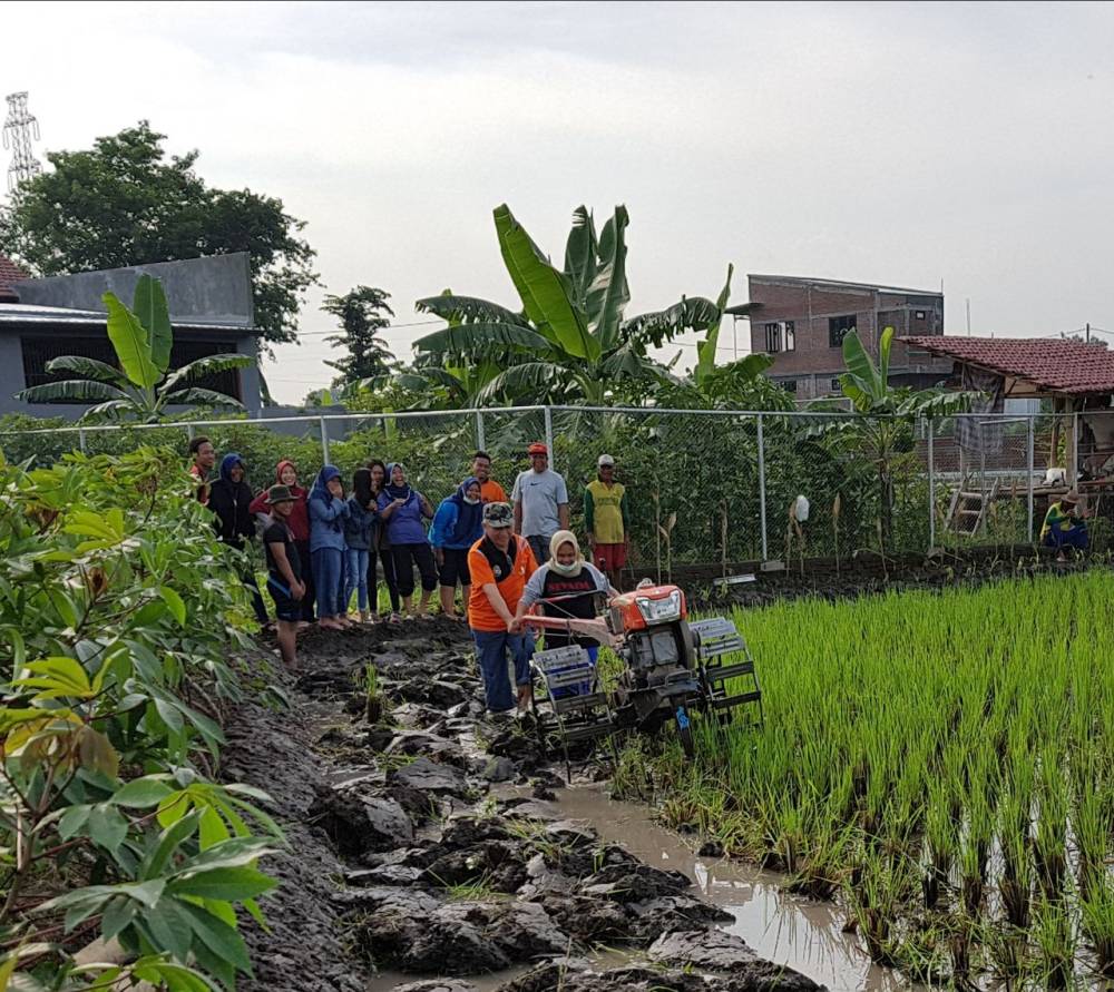 Praktikum Mekanisasi Pertanian